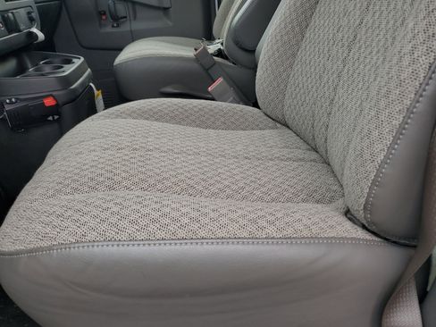 New 2025 GMC Savana 4500 w/ Power Convenience Package image 29