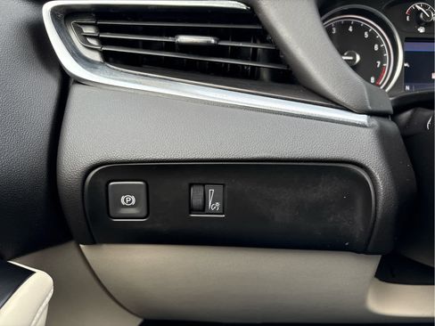 Used 2024 Buick Enclave Essence w/ Experience Buick Package image 29