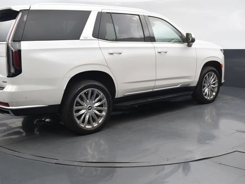 Used 2024 Cadillac Escalade Premium Luxury w/ LPO, Floor Liner Package AWD/4WD image 6