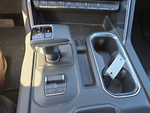 Used 2025 GMC Sierra 1500 Denali AWD/4WD image 28
