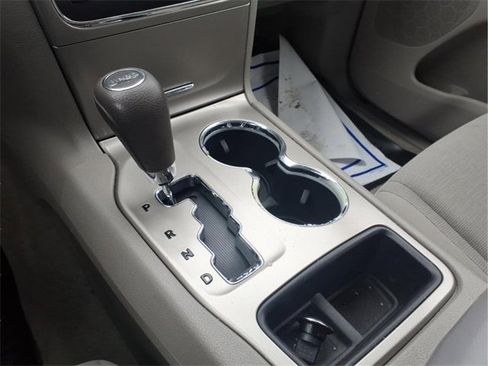 Used 2012 Jeep Grand Cherokee Laredo w/ Laredo E Group image 20