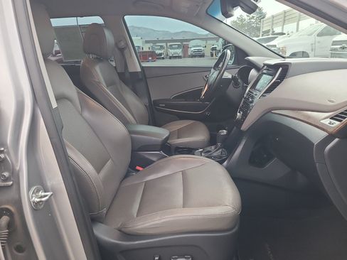 Used 2019 Hyundai Santa Fe XL SE w/ SE Premium Package 02 AWD/4WD image 29