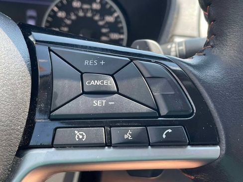 Used 2025 Nissan Altima 2.5 SR FWD image 30