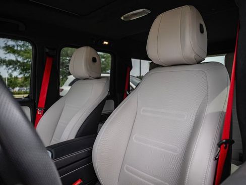 Certified 2025 Mercedes-Benz G 580 w/ EQ Technology image 13