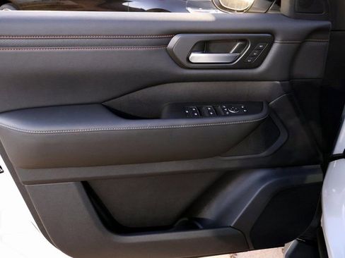 New 2026 Nissan Armada PRO-4X w/ Captain's Chari Seat Package AWD/4WD image 14