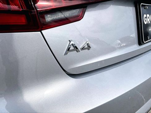 Used 2017 Audi A4 2.0T Ultra Premium w/ Convenience Package image 28