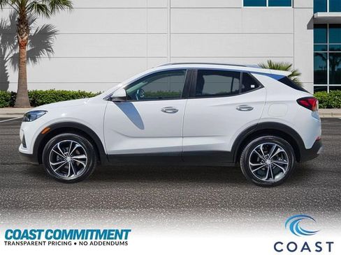 Certified 2023 Buick Encore GX Select FWD image 9