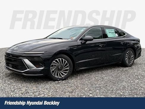 New 2025 Hyundai Sonata Limited image 1