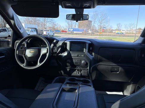Used 2022 Chevrolet Silverado 2500 W/T image 23