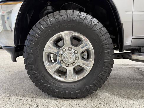 Used 2024 RAM 2500 Big Horn image 9