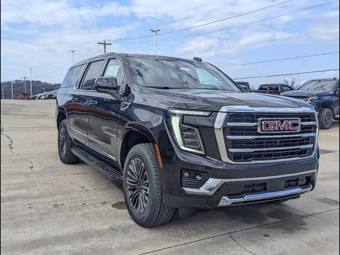 New 2026 GMC Yukon XL Elevation w/ LPO, Floor Liner Package image 5