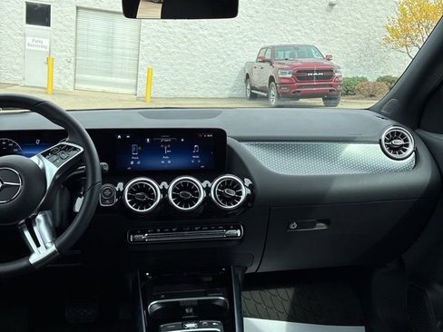 Used 2026 Mercedes-Benz GLA 250 4MATIC image 15