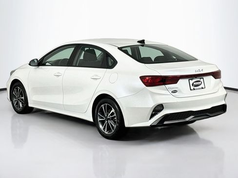 Used 2023 Kia Forte LXS FWD image 13