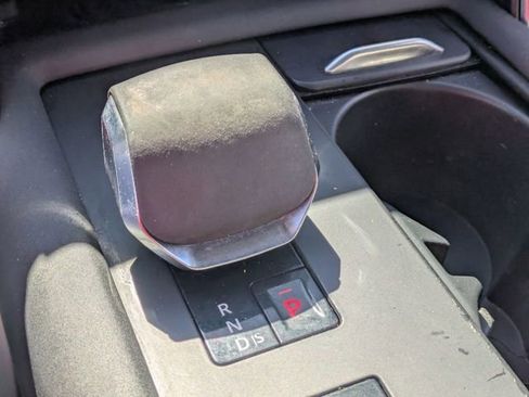 Used 2022 Land Rover Discovery S R-Dynamic image 11