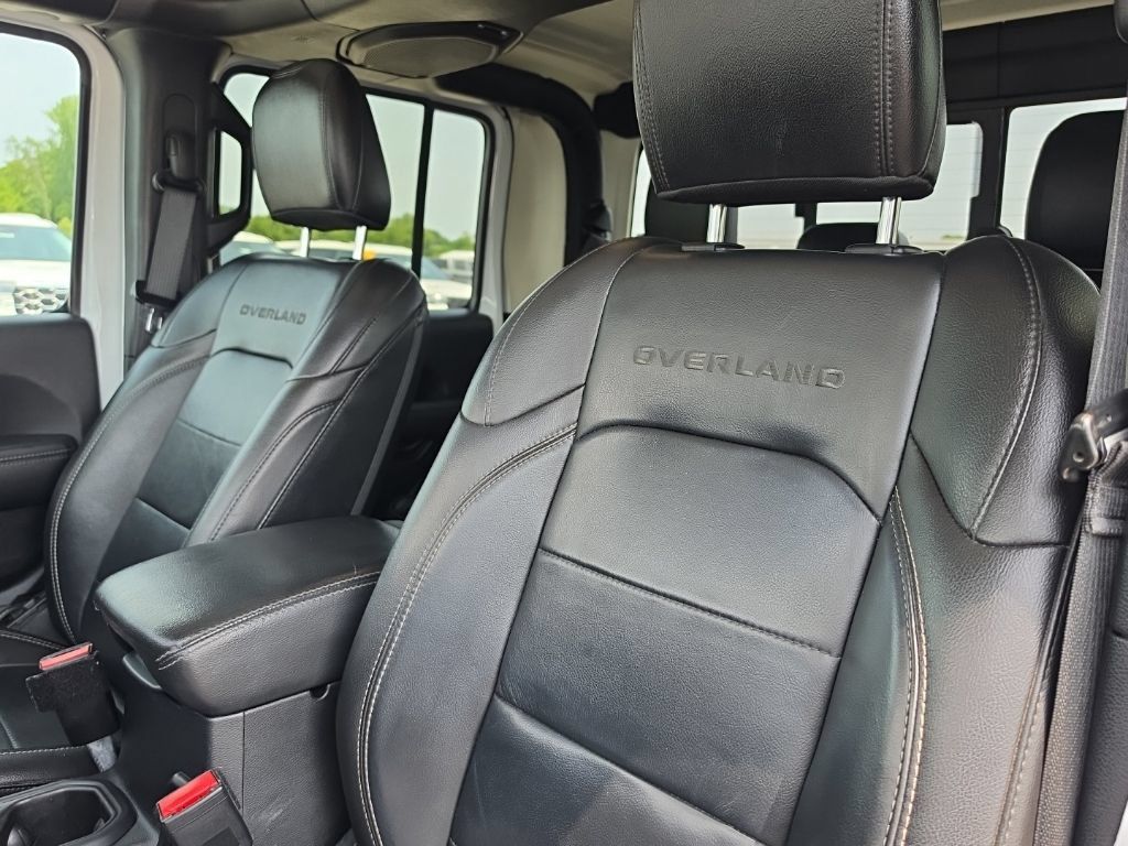Certified 2021 Jeep Gladiator Overland w/ Popular Equipment Package AWD/4WD image 20