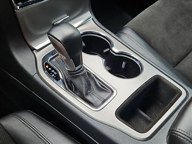 Used 2021 Jeep Grand Cherokee Laredo X AWD/4WD image 12