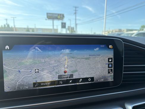 Used 2022 Mercedes-Benz GLE 350 w/ AMG Line Exterior image 28