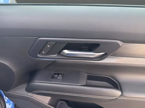 Certified 2025 GMC Terrain Elevation image 48