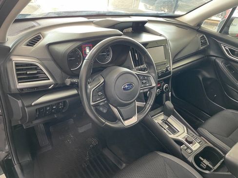 Used 2022 Subaru Forester Premium image 18