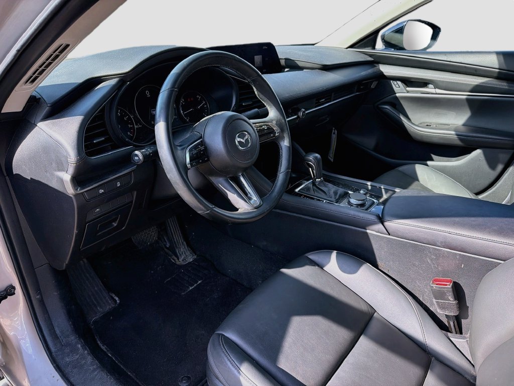 Used 2025 MAZDA MAZDA3 s FWD image 9