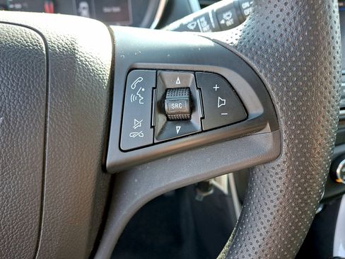Used 2020 Chevrolet Trax LS w/ Tint and Cruise Package FWD image 18