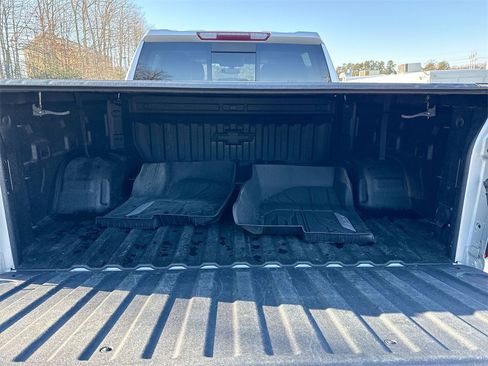 Used 2019 Chevrolet Silverado 1500 RST image 19