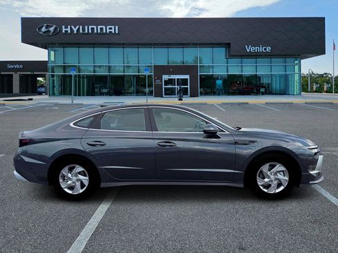 New 2026 Hyundai Sonata SE FWD image 9