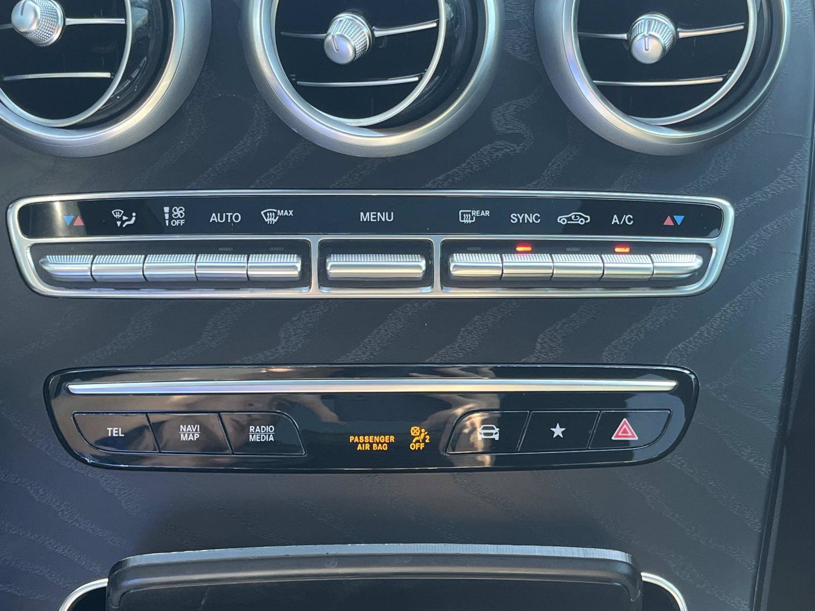 Certified 2022 Mercedes-Benz GLC 300 4MATIC image 35