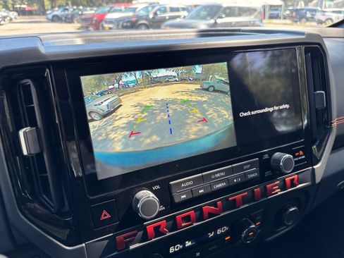 Used 2026 Nissan Frontier PRO-4X AWD/4WD image 24