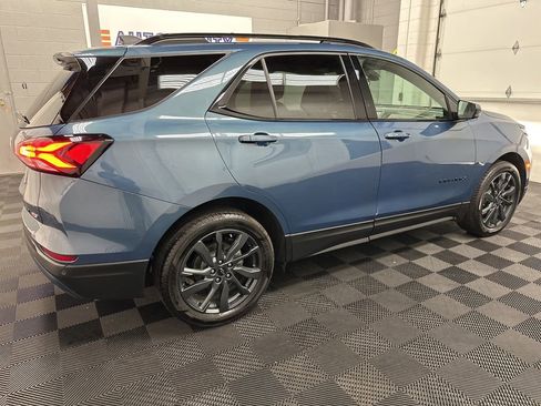 Used 2024 Chevrolet Equinox RS AWD/4WD image 11