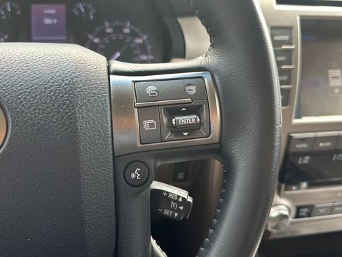 Used 2019 Lexus GX 460 w/ Navigation Package AWD/4WD image 21