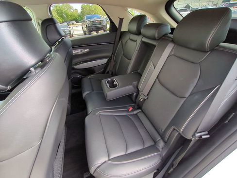 Used 2024 Genesis GV70 2.5T w/ Advanced Package image 13