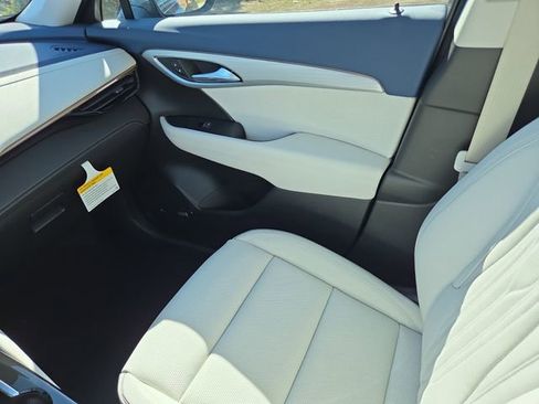 New 2026 Buick Envision Avenir image 15
