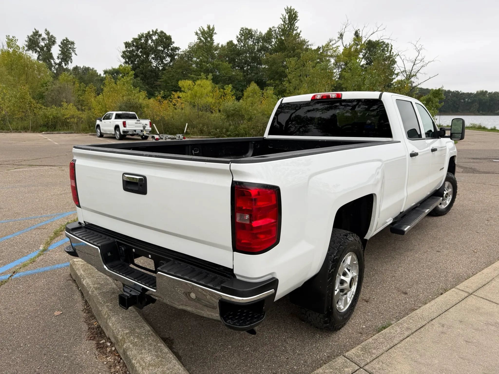 Used 2015 Chevrolet Silverado 2500 LT AWD/4WD image 5
