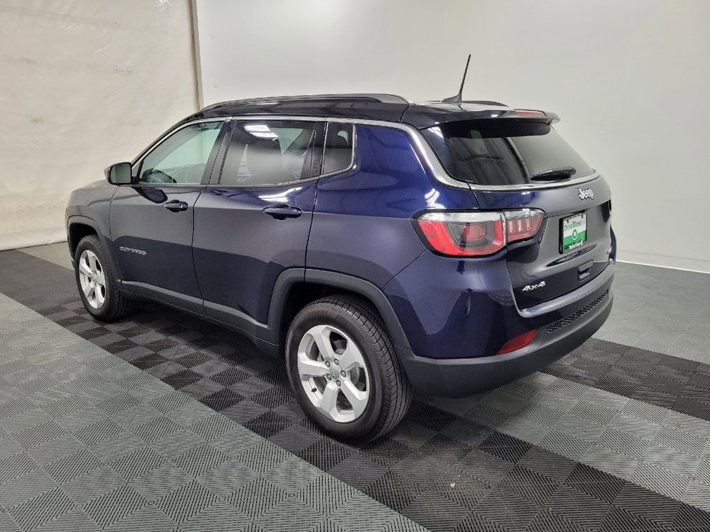 Used 2018 Jeep Compass Latitude w/ Popular Equipment Group AWD/4WD image 3