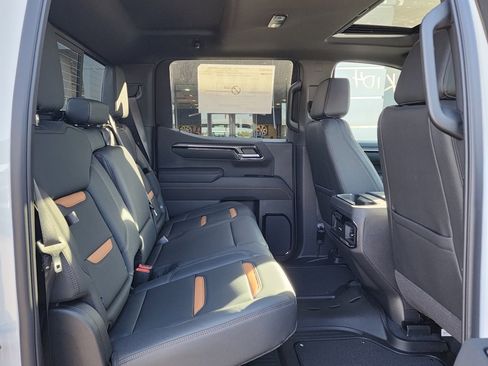 New 2026 GMC Sierra 1500 AT4 w/ AT4 Premium Package image 44