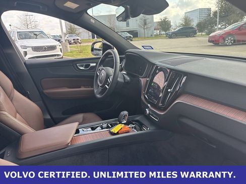 Certified 2024 Volvo XC60 B5 Plus w/ Protection Package Premier image 14