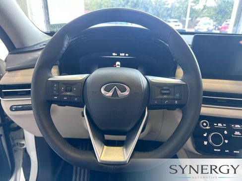 Certified 2023 INFINITI QX60 Luxe w/ Cargo Package AWD/4WD image 16