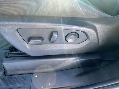 Used 2024 Chevrolet Silverado 2500 W/T image 22