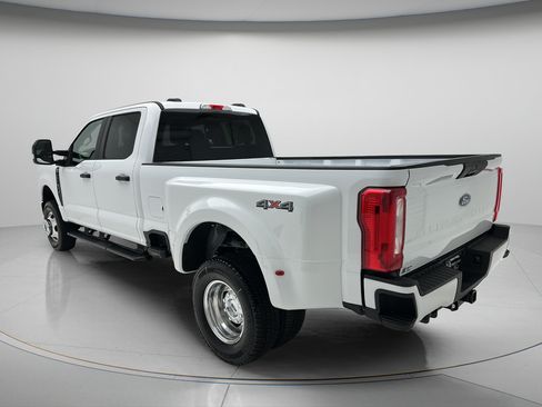 New 2026 Ford F350 XL w/ STX Appearance Package AWD/4WD image 6