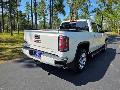 Used 2018 GMC Sierra 1500 Denali AWD/4WD image 5