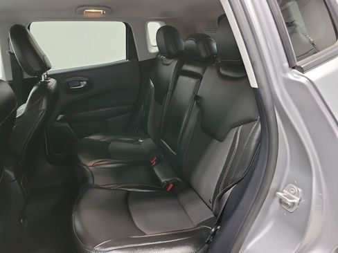 Used 2020 Jeep Compass Latitude w/ Cold Weather Group image 32