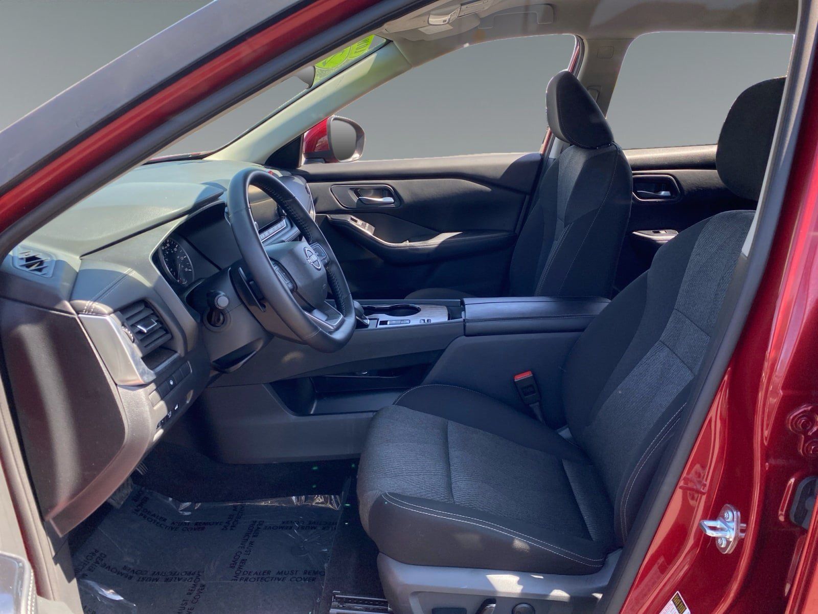 Used 2025 Nissan Rogue SV FWD image 9