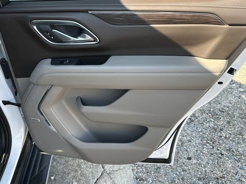 Certified 2024 Chevrolet Tahoe LT RWD image 17