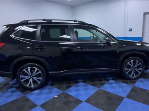 Used 2020 Subaru Forester Limited image 9