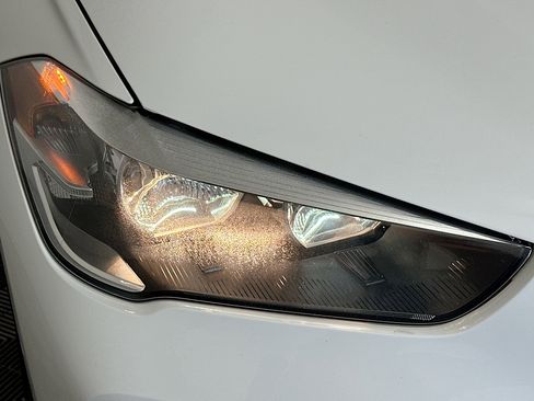 Used 2021 BMW X1 sDrive28i w/ Convenience Package FWD image 9