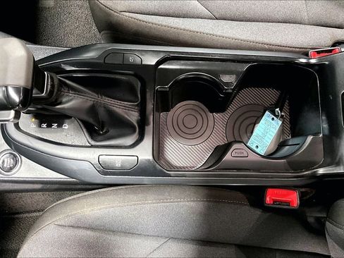 Used 2025 Kia K4 LXS image 17