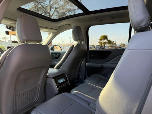 Used 2021 Lincoln Aviator Reserve w/ Elements Package Plus RWD image 14