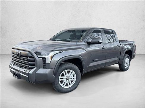 Used 2025 Toyota Tundra SR5 image 8