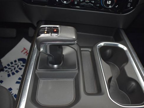 Used 2022 Chevrolet Silverado 1500 LT Trail Boss image 19